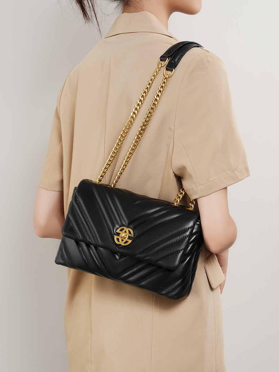 Diamond Chain Square Bag