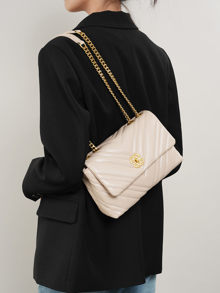 Diamond Chain Square Bag