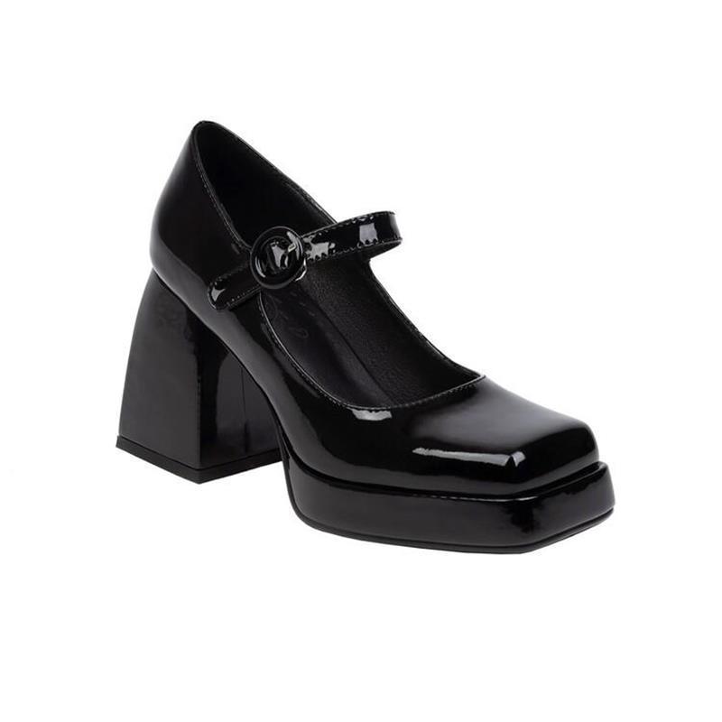 Retro Leather High Heels
