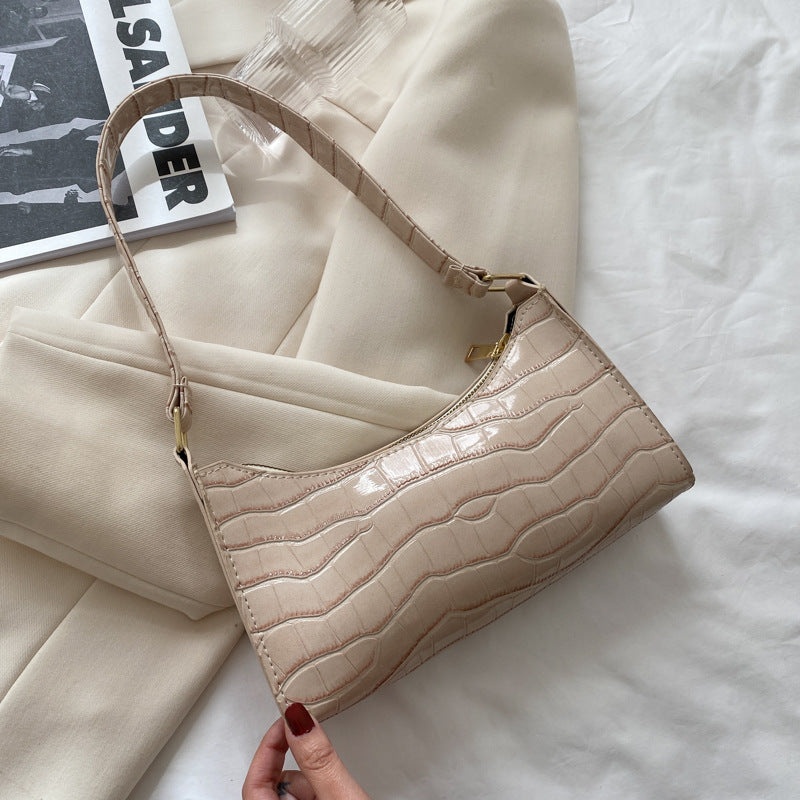 Patterned baguette bag