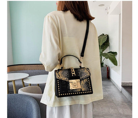 Alligator Shoulder Bags