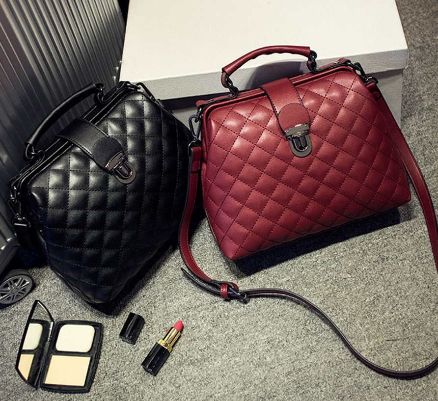 Retro leather shoulder bag