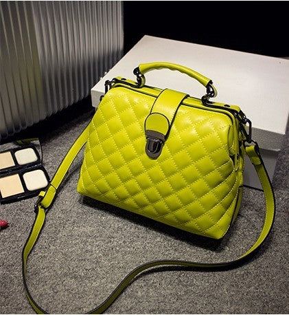 Retro leather shoulder bag