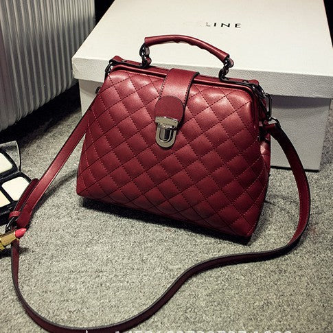 Retro leather shoulder bag