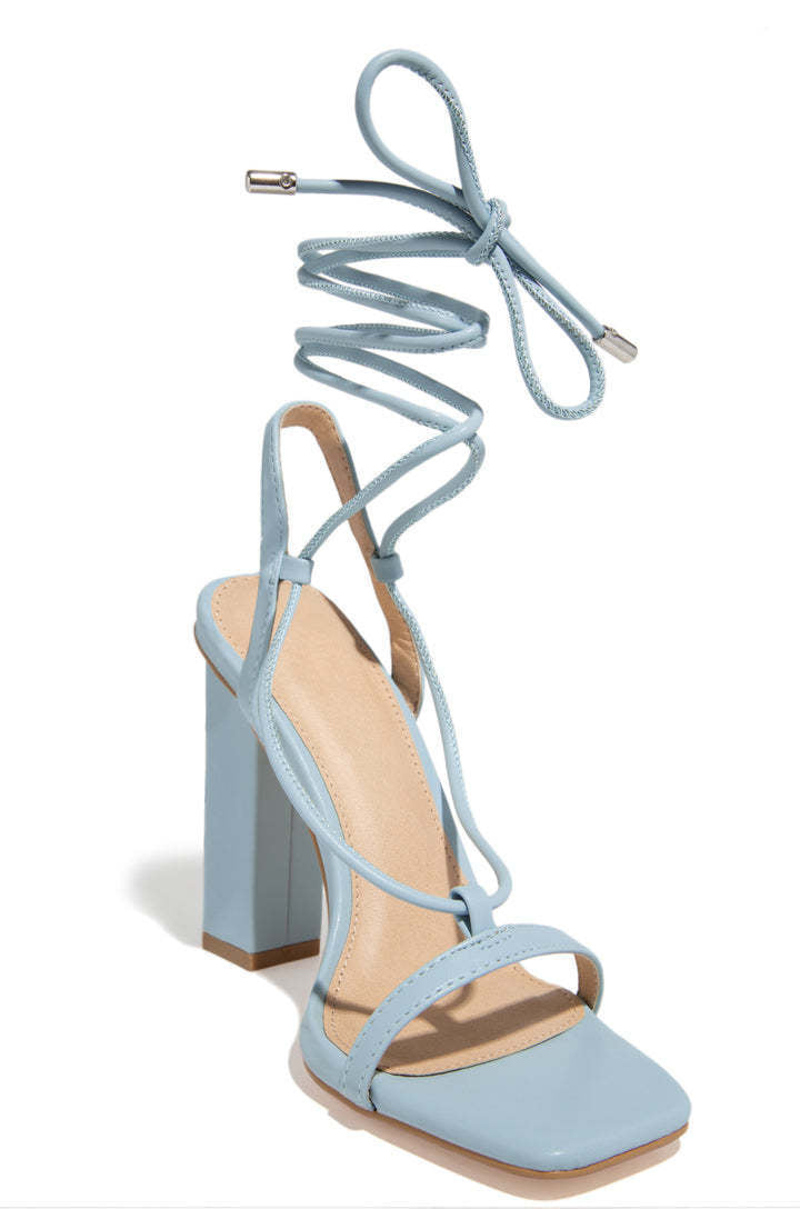 Square Toe Lace-Up Heel