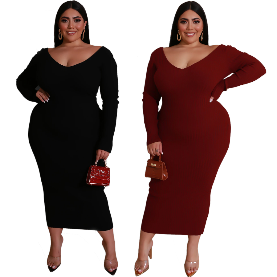 Plus Size V-neck Knit Dress