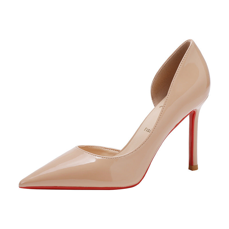 Shallow mouth pointed tip heels