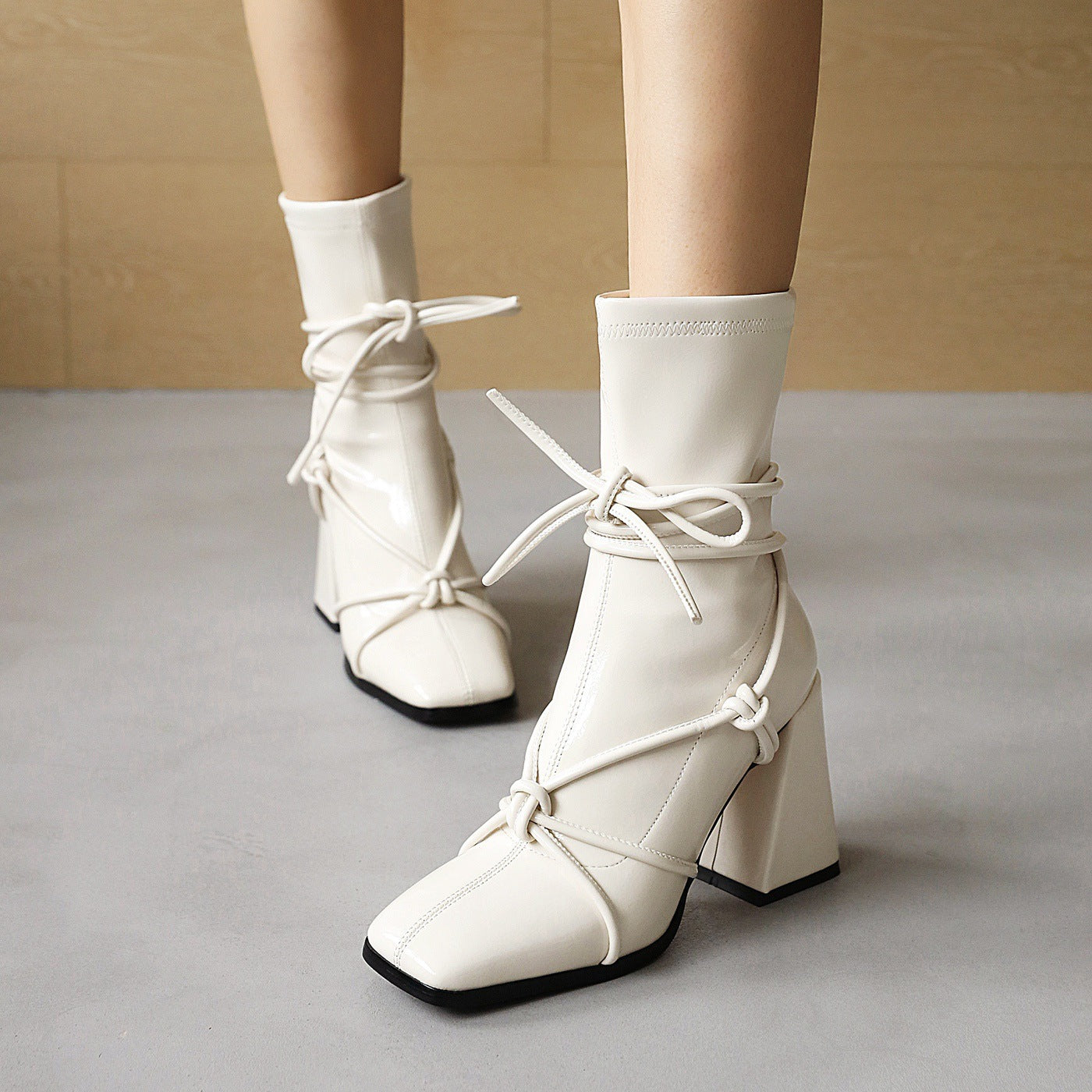 Lace Up Thick Heel Ankle Boots