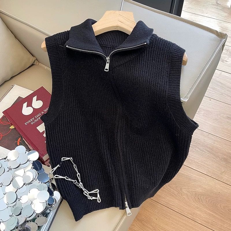 Knitted Vest