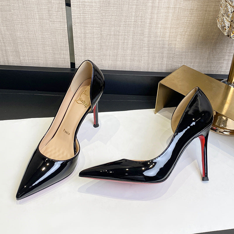 Shallow mouth pointed tip heels