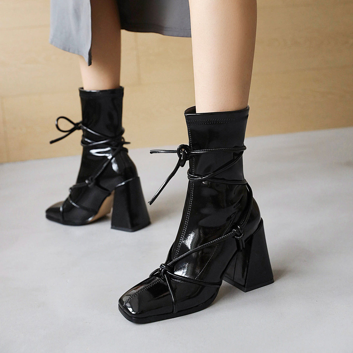 Lace Up Thick Heel Ankle Boots